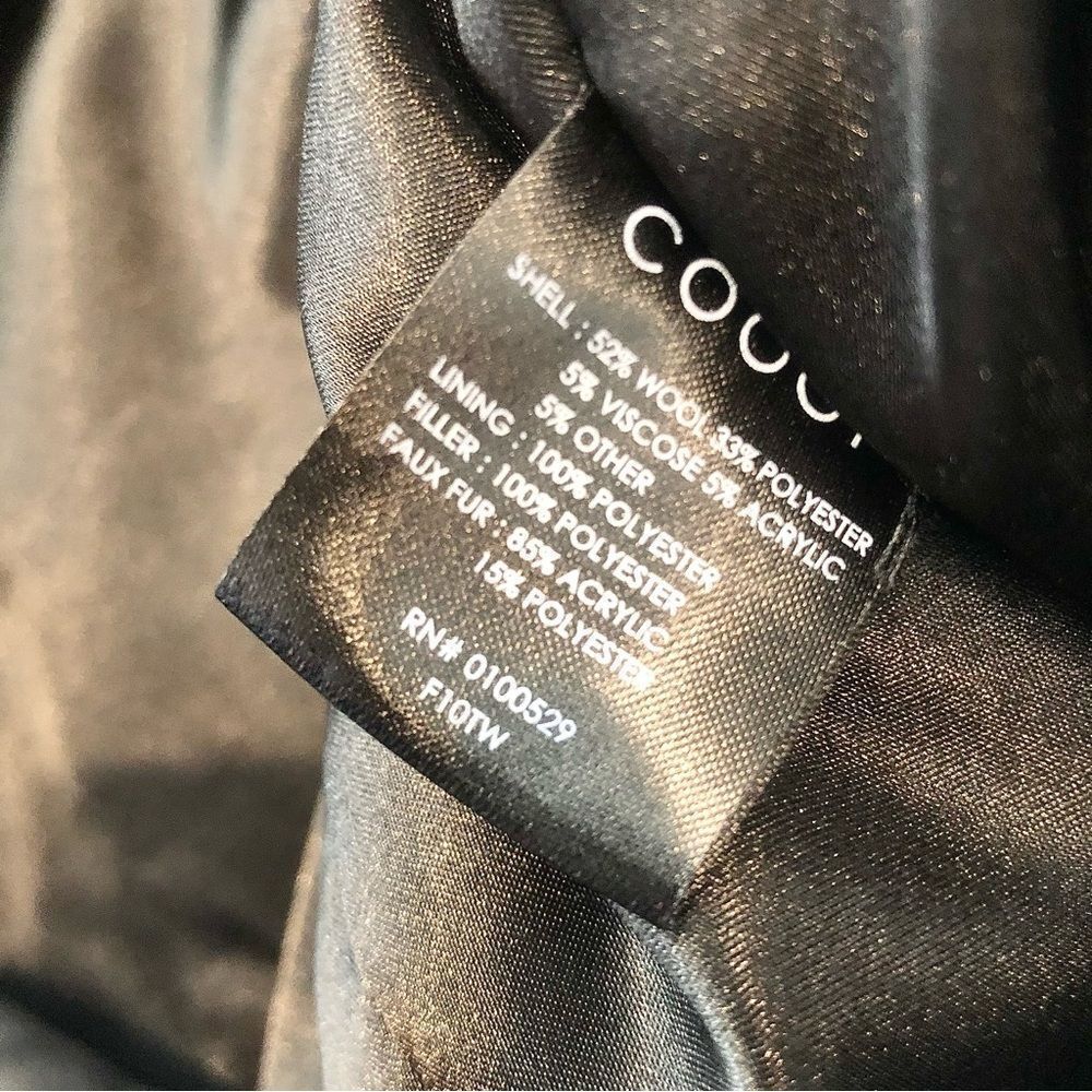 𝅺Coogi Womens Embroidered Wool Blend Varsity Jacket Fur Black Gold Small Vintage - Picture 7 of 7